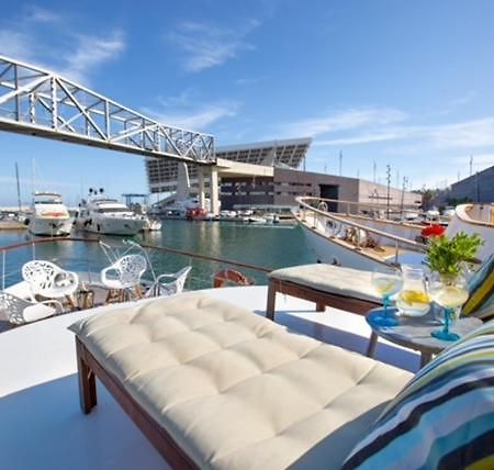 Charming Boat In Barcelona - Perfect Getaway Ξενοδοχείο Sant Adria de Besos Εξωτερικό φωτογραφία