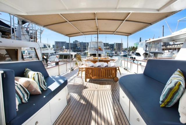 Charming Boat In Barcelona - Perfect Getaway Ξενοδοχείο Sant Adria de Besos Εξωτερικό φωτογραφία